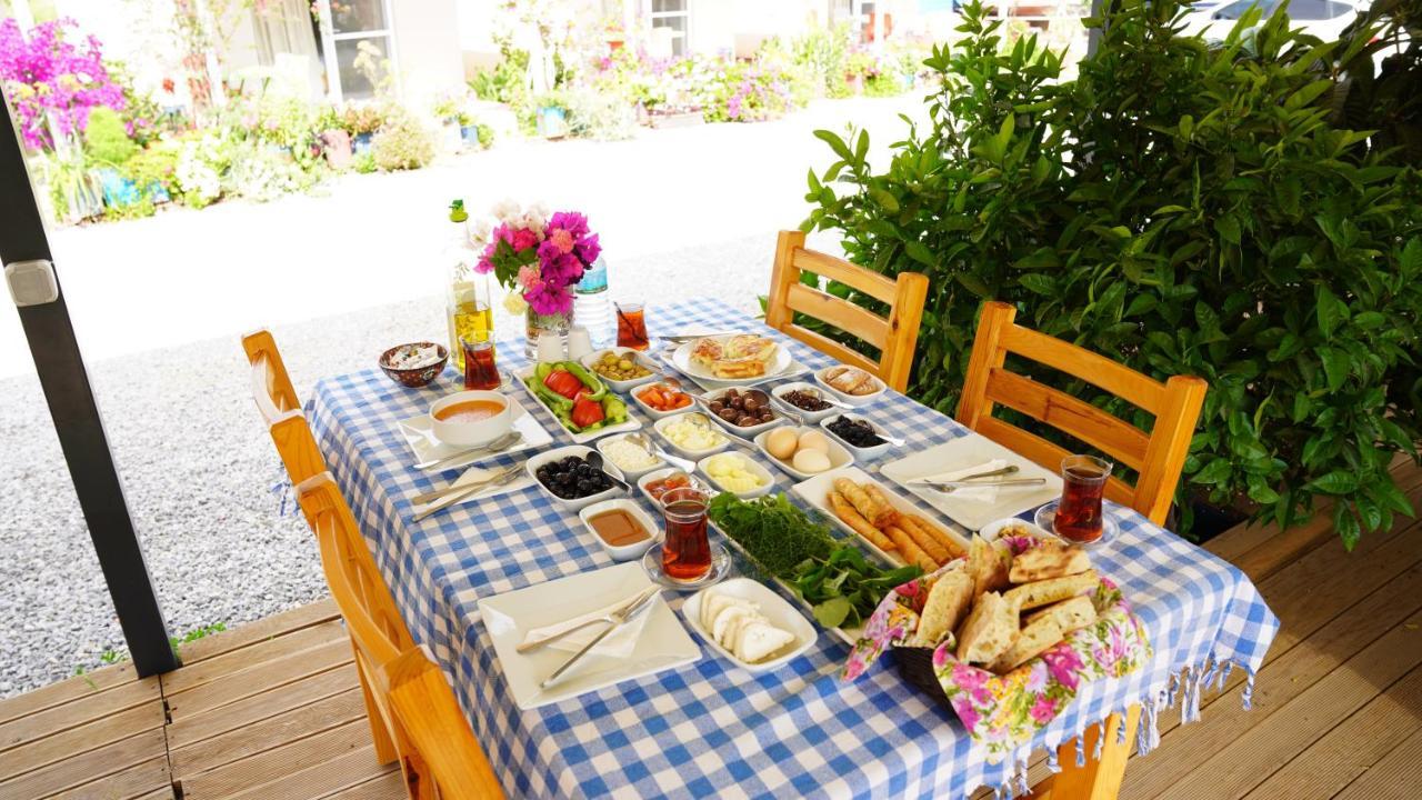 Yelken Bungalov Bed & Breakfast Milas Exterior photo